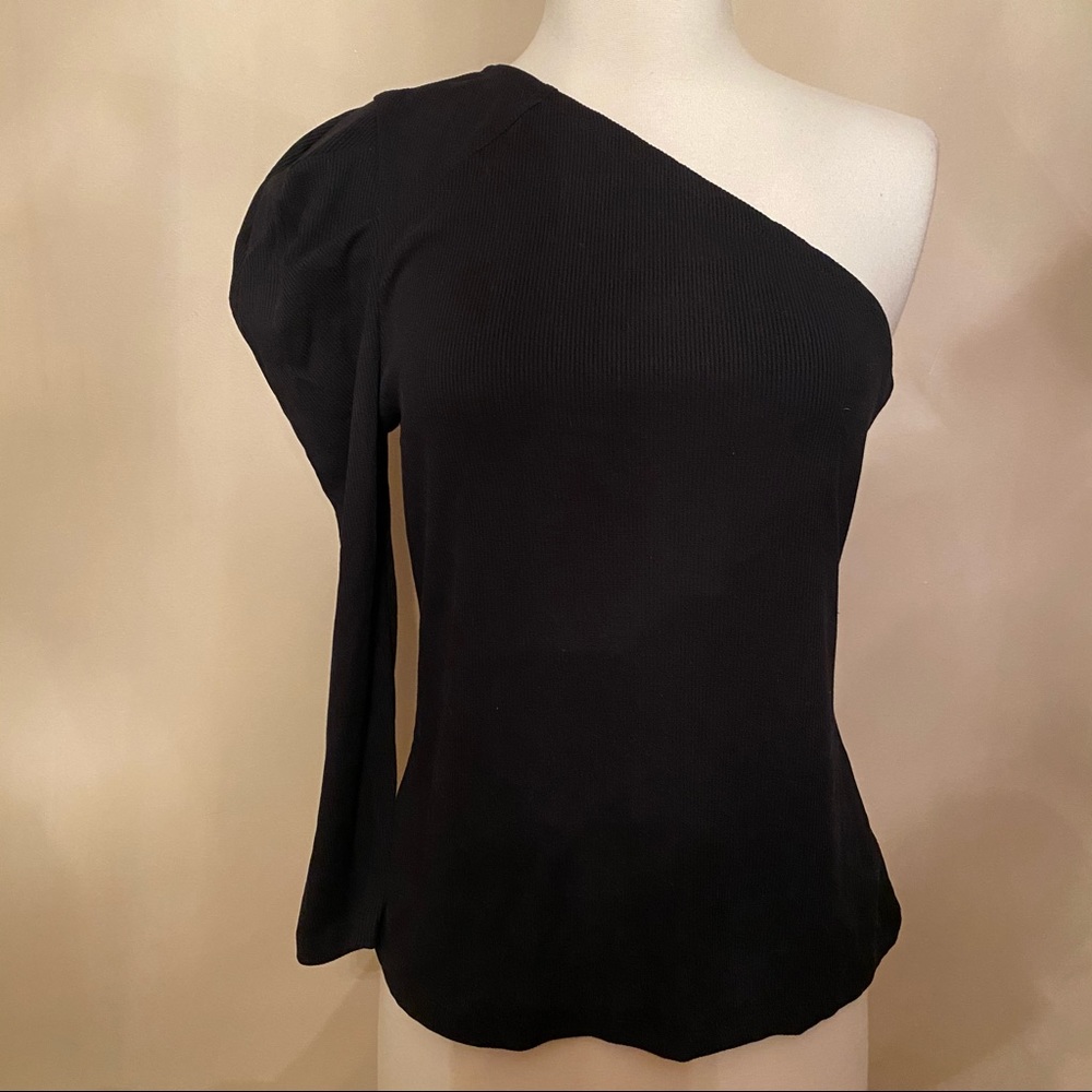 NWT Womens Black One Shoulder Puffy Sleeve Shirt